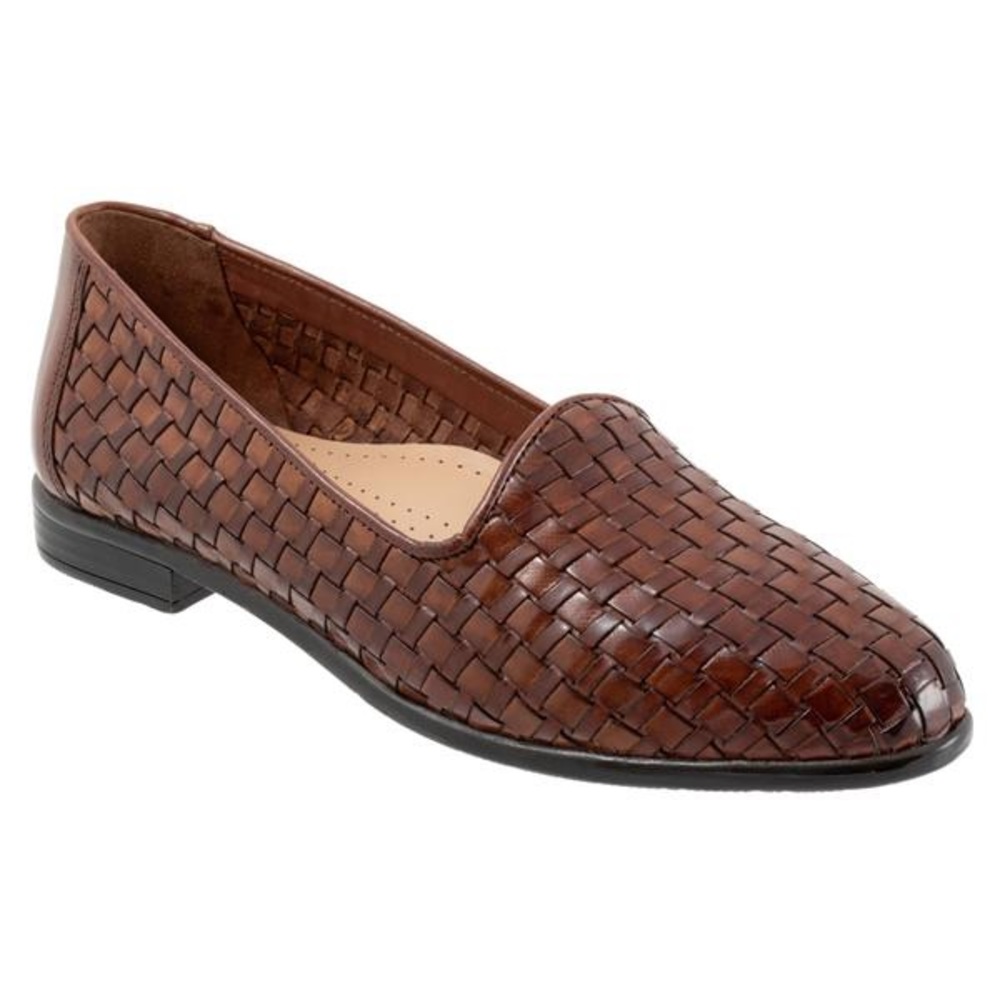 Trotters Liz Loafer in Brown | Size 8.5 (women’s)